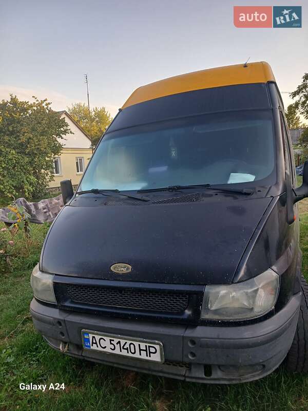 Ford Transit 2004