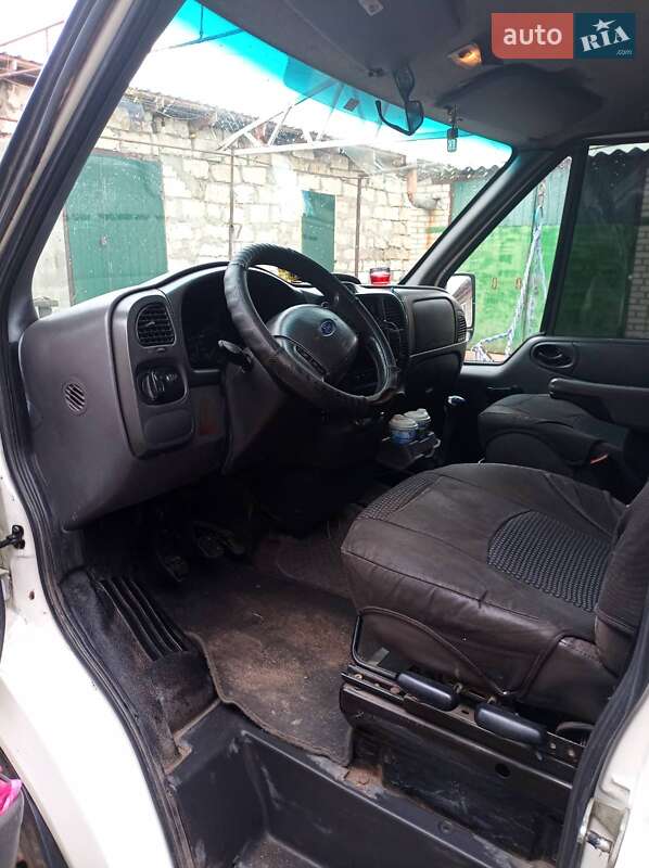 Грузовой фургон Ford Transit 2002 в Одессе