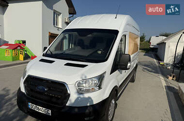 Грузовой фургон Ford Transit 2019 в 