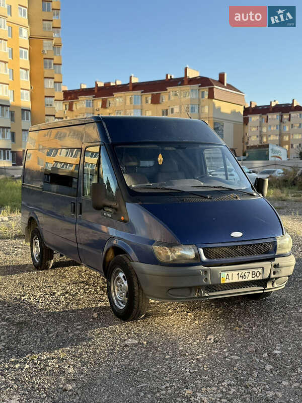 Вантажопасажирський фургон Ford Transit 2003 в 