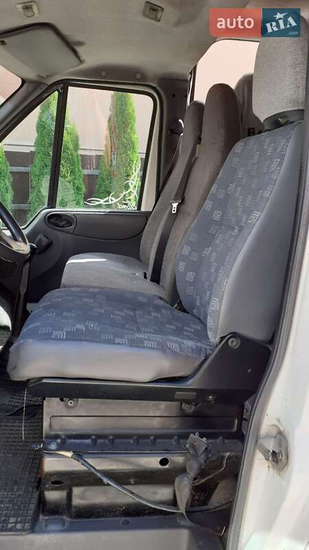 Микроавтобус Ford Transit 2000 в Виноградове фото 4 Микроавтобус Ford Transit 2000 в Виноградове