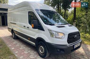 Грузовой фургон Ford Transit 2015 в  фото 3 Грузовой фургон Ford Transit 2015 в
