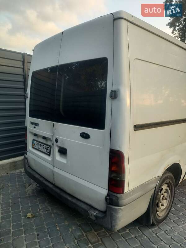 Ford Transit 2005