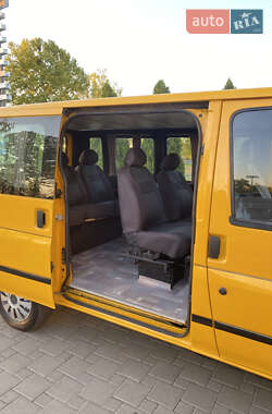 Вантажопасажирський фургон Ford Transit 2005 в 