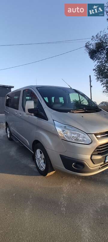 Мінівен Ford Transit 2013 в Гадячі