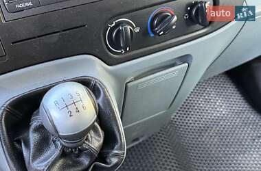 Грузовой фургон Ford Transit 2011 в 