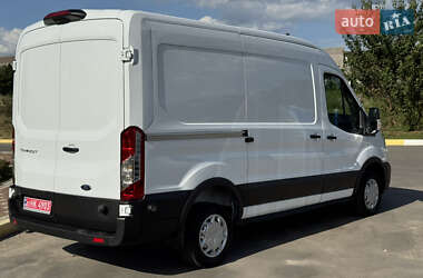 Вантажний фургон Ford Transit 2021 в 