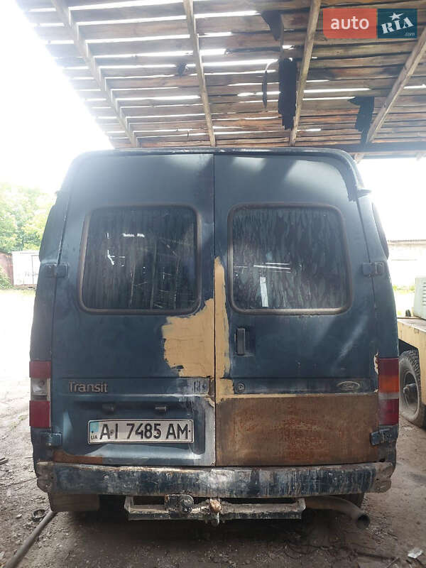 Грузовой фургон Ford Transit 1998 в Буче