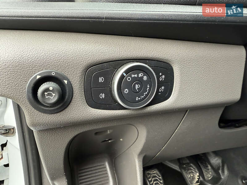 Грузовой фургон Ford Transit 2019 в Дубно фото 23 Грузовой фургон Ford Transit 2019 в Дубно