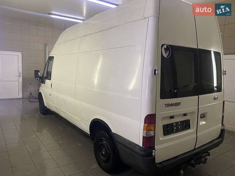 Вантажний фургон Ford Transit 2006 в Умані