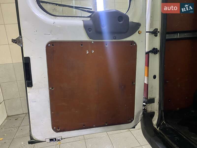 Вантажний фургон Ford Transit 2006 в Умані