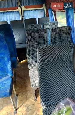 Микроавтобус Ford Transit 2001 в 