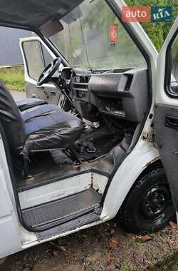 Грузовой фургон Ford Transit 1987 в 