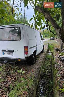 Грузовой фургон Ford Transit 1987 в 