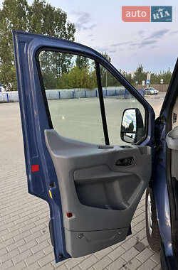 Вантажний фургон Ford Transit 2018 в 