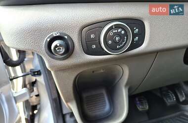 Грузовой фургон Ford Transit 2021 в 