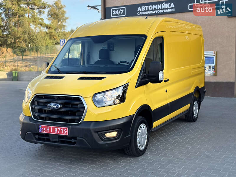 Ford Transit 2021