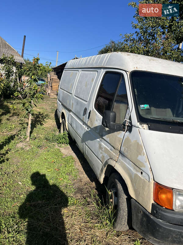 Вантажний фургон Ford Transit 1991 в Чернівцях
