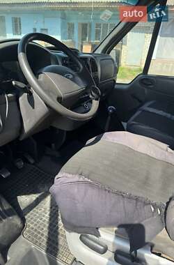 Грузовой фургон Ford Transit 2001 в 