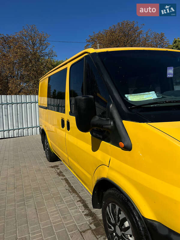 Микроавтобус Ford Transit 2006 в Добровеличковке