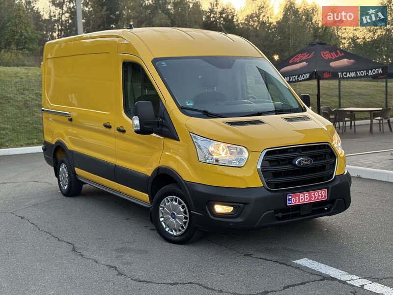 Грузовой фургон Ford Transit 2020 в Ирпене