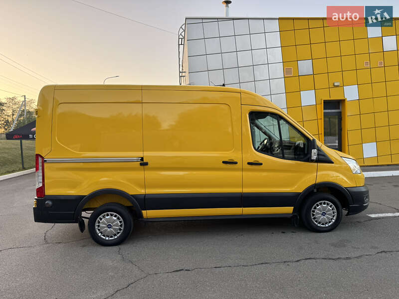 Грузовой фургон Ford Transit 2020 в Ирпене