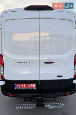 Грузовой фургон Ford Transit 2021 в 