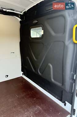 Грузовой фургон Ford Transit 2021 в 