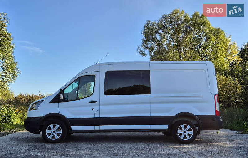 Вантажопасажирський фургон Ford Transit 2017 в Львові