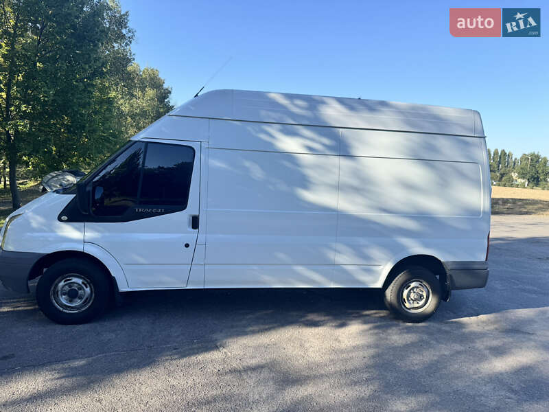 Вантажний фургон Ford Transit 2008 в Горішніх Плавнях