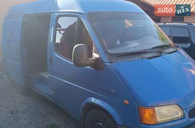 Грузовой фургон Ford Transit 2000 в 