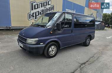 Вантажопасажирський фургон Ford Transit 2002 в 
