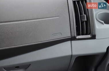 Грузопассажирский фургон Ford Transit 2017 в 