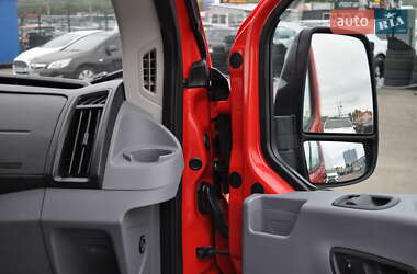 Грузопассажирский фургон Ford Transit 2017 в 