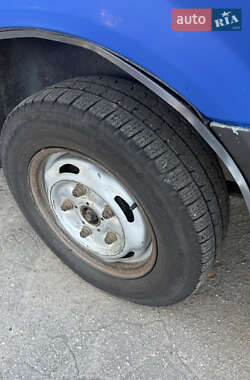 Грузовой фургон Ford Transit 2005 в 