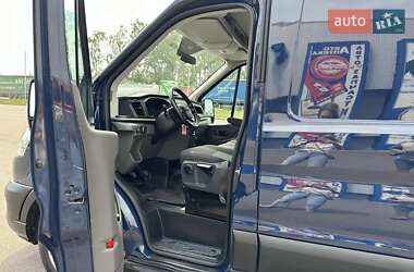 Грузовой фургон Ford Transit 2019 в 