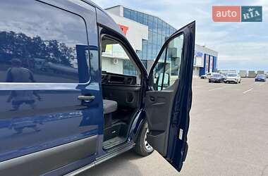 Грузовой фургон Ford Transit 2019 в 