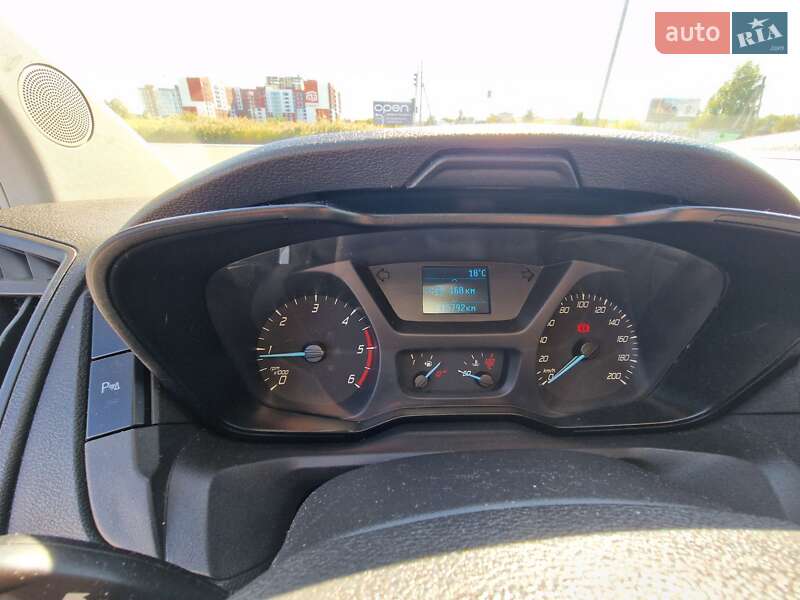 Грузовой фургон Ford Transit 2017 в Луцке