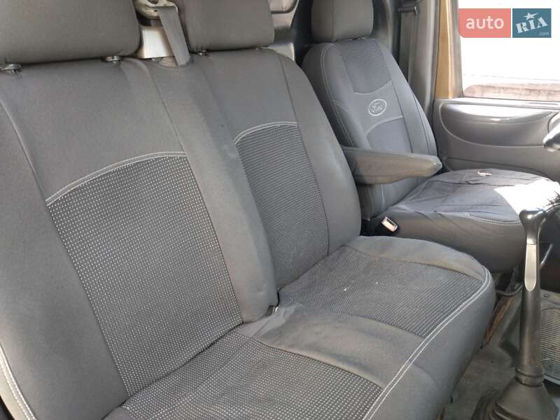 Грузовой фургон Ford Transit 2001 в Киеве