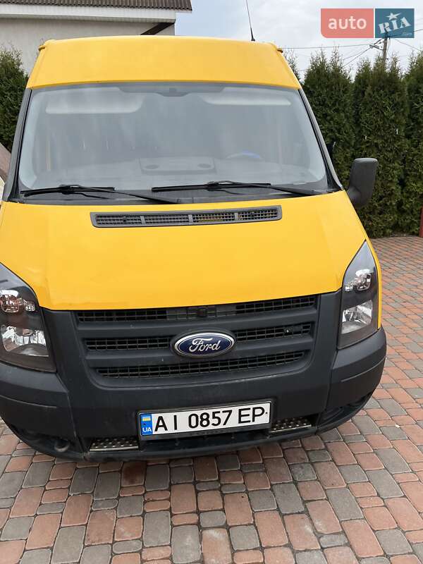 Грузовой фургон Ford Transit 2007 в 