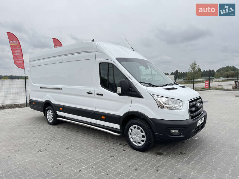 Вантажний фургон Ford Transit 2021 в 