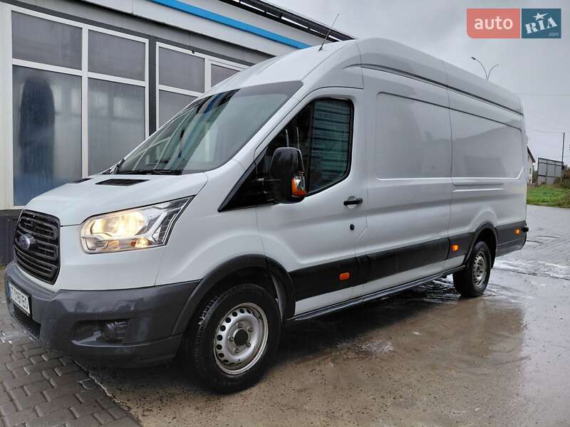 Грузовой фургон Ford Transit 2016 в Ивано-Франковске