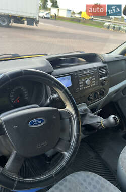 Грузовой фургон Ford Transit 2007 в 