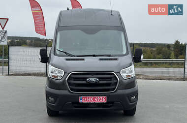 Грузовой фургон Ford Transit 2022 в 