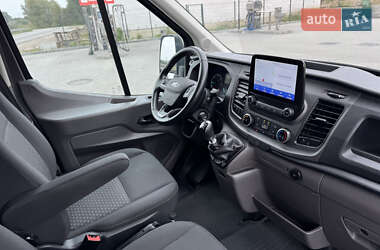 Грузовой фургон Ford Transit 2022 в 