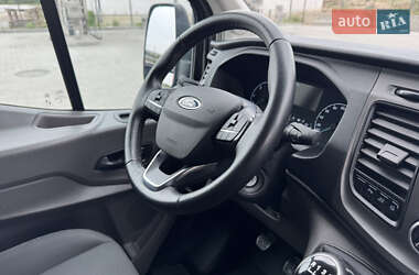 Грузовой фургон Ford Transit 2022 в 