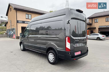 Грузовой фургон Ford Transit 2022 в 
