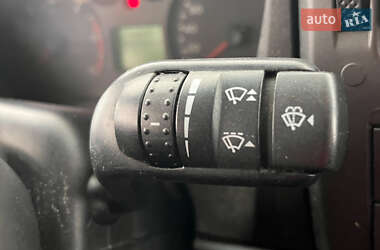 Грузовой фургон Ford Transit 2012 в 