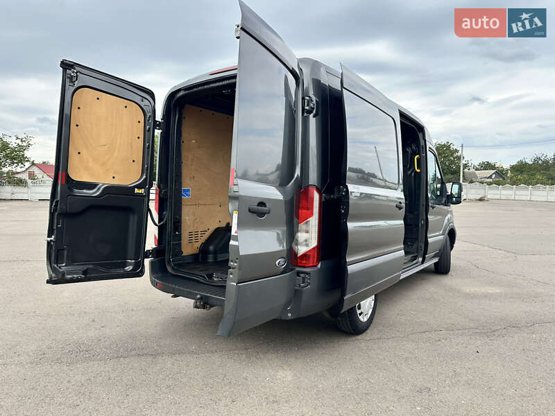 Вантажний фургон Ford Transit 2016 в Одесі
