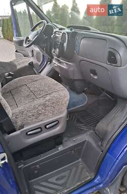 Грузопассажирский фургон Ford Transit 2005 в 